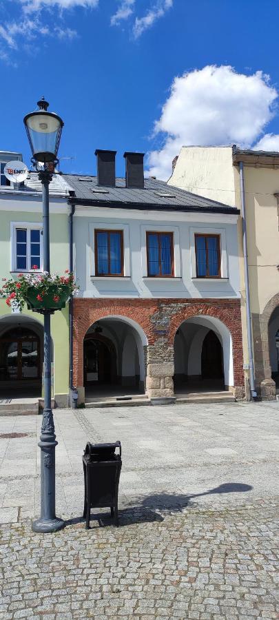 Aparthotel The Old Townhouse II Krosno Zewnętrze zdjęcie