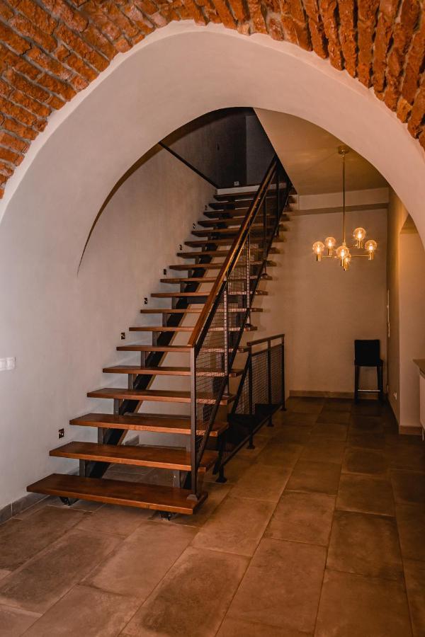 Aparthotel The Old Townhouse II Krosno Zewnętrze zdjęcie
