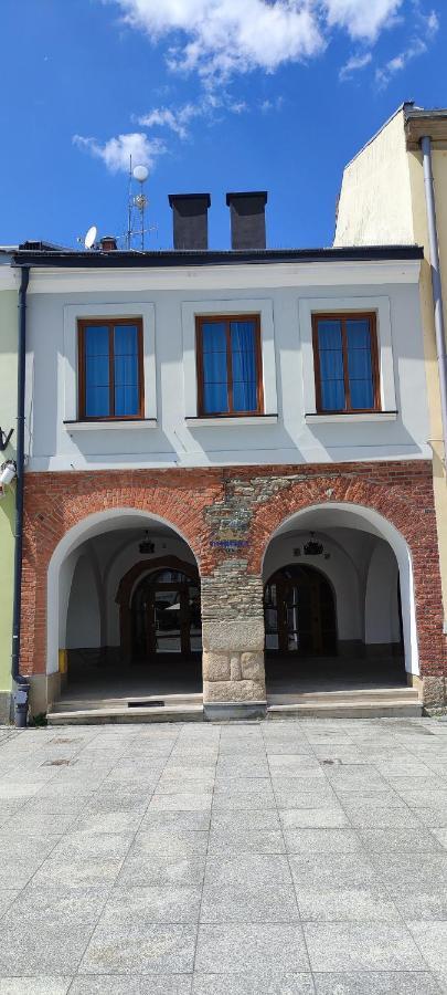 Aparthotel The Old Townhouse II Krosno Zewnętrze zdjęcie